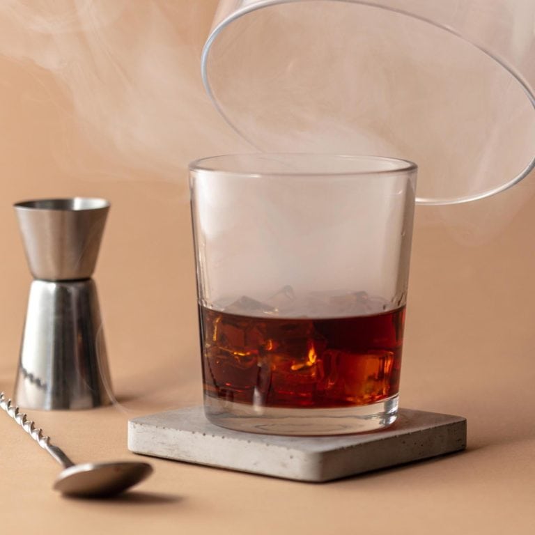 edible MAINE - Smoked Black Manhattan