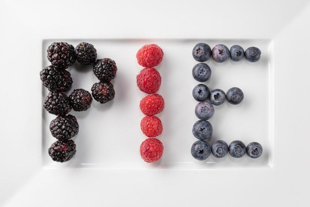 edible MAINE - Berry Delicious Summer Pies