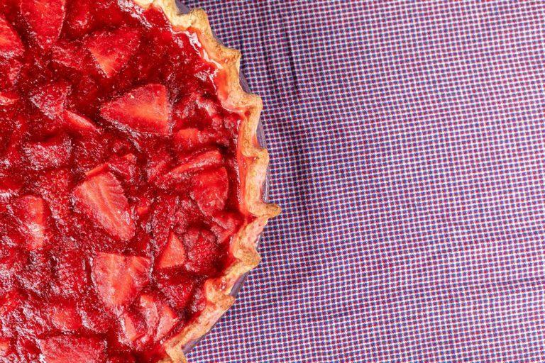 edible MAINE - Berry Delicious Summer Pies