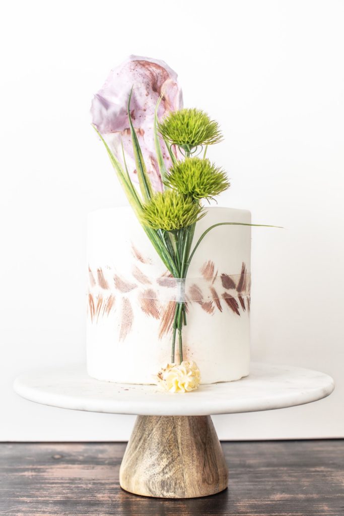 edible MAINE - Using cake as canvas
