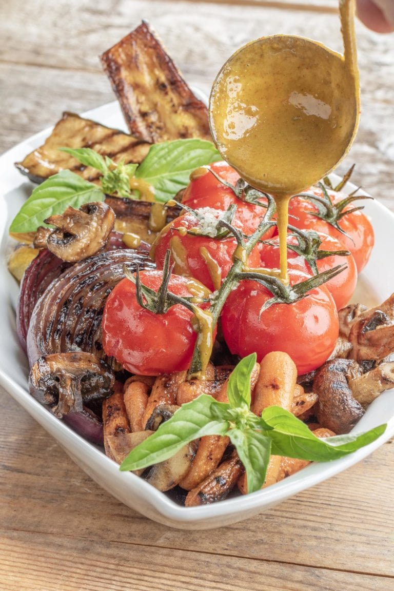 edible MAINE - Vegetables with Smoked Paprika Vinaigrette