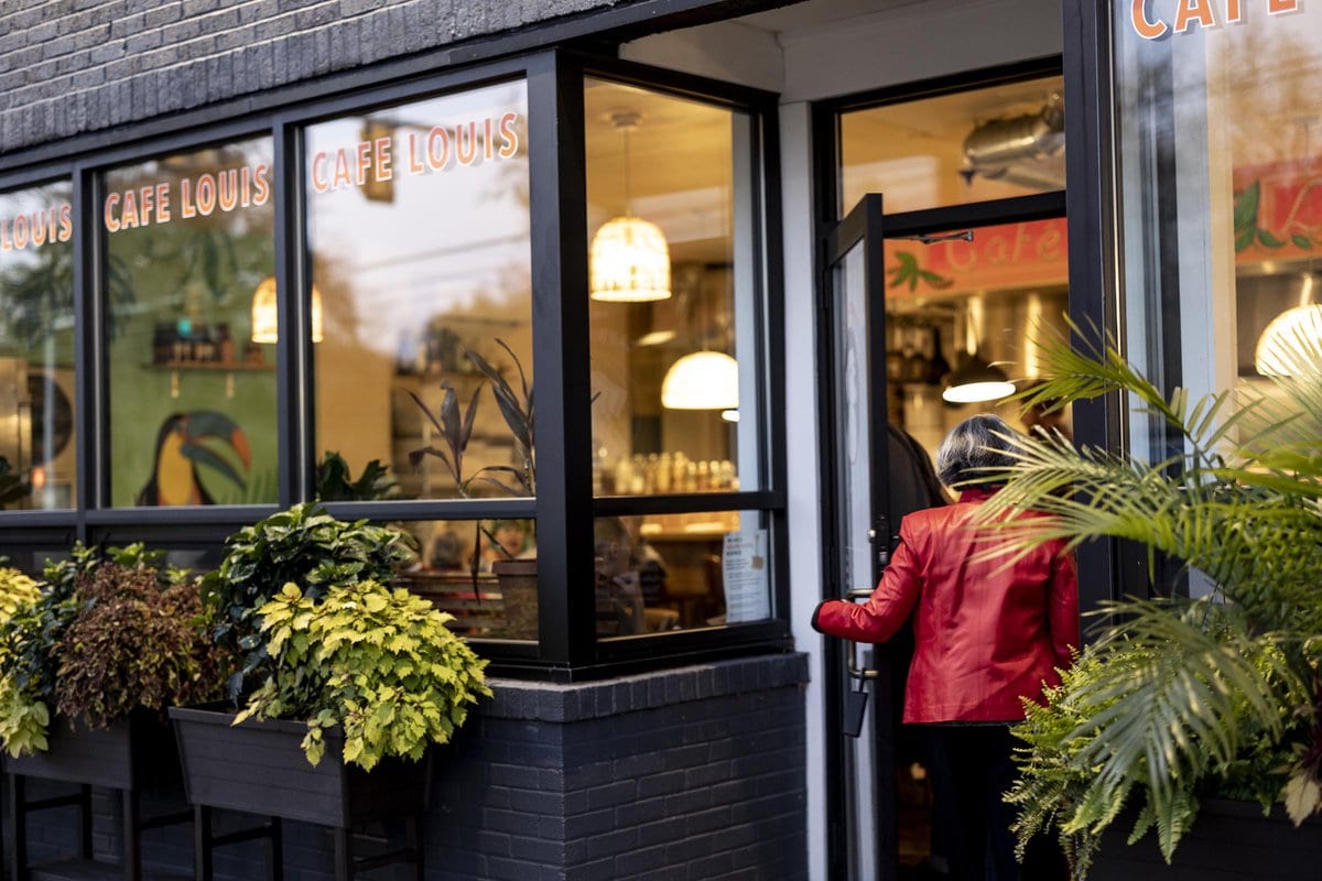 edible MAINE - Outside Looking into Knightville