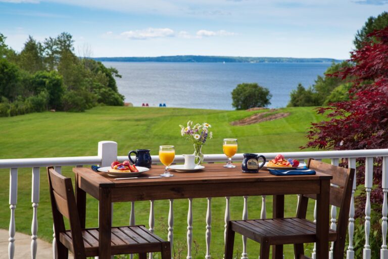 edible MAINE - Rise and Shine in Searsport