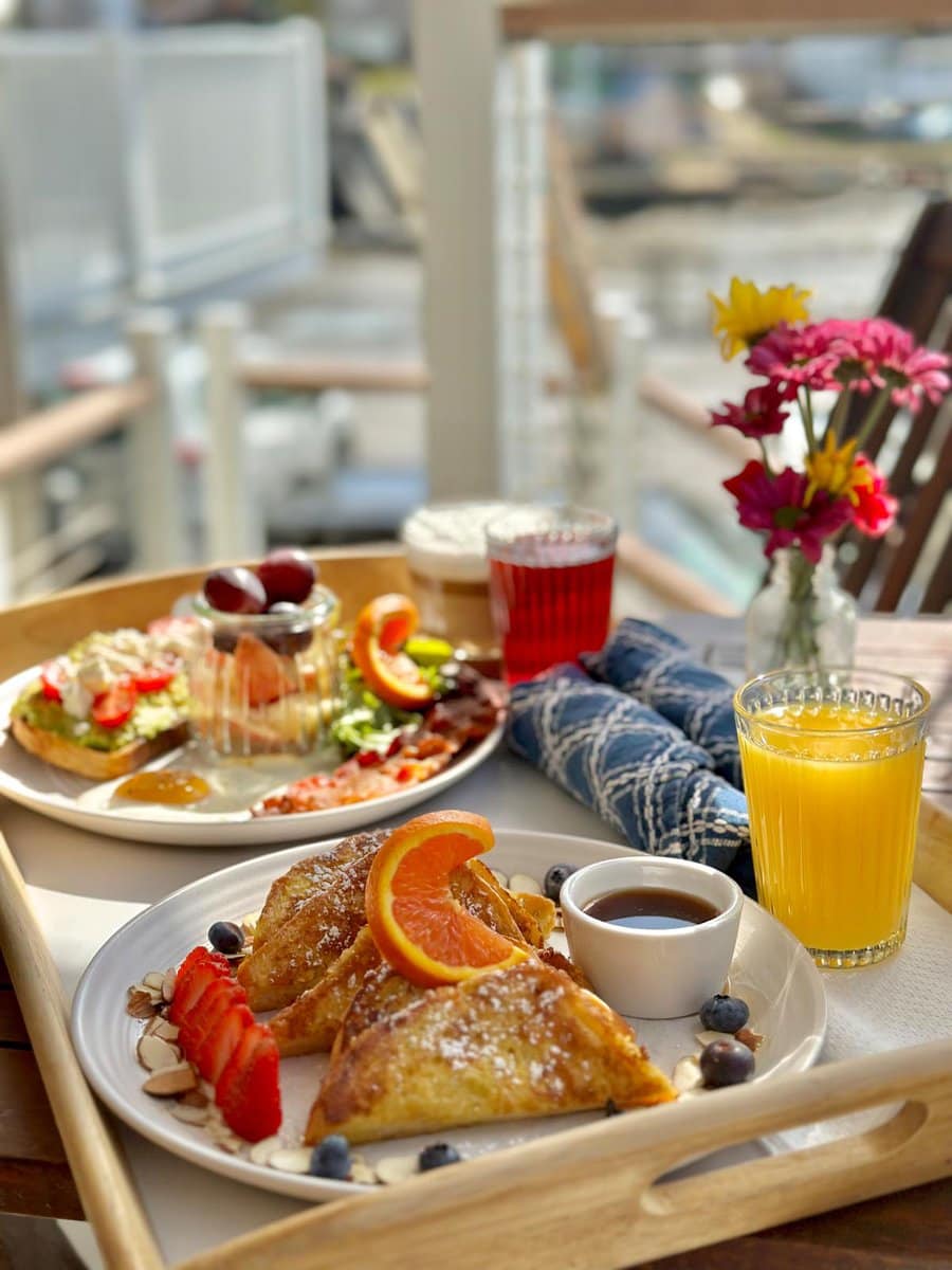edible MAINE - European Style and Iconic Maine Views
