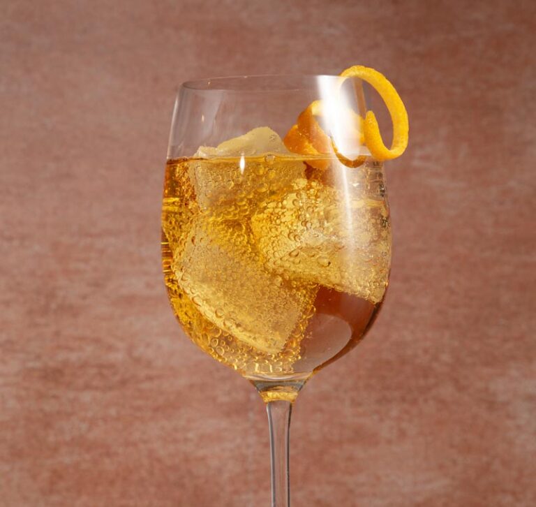 edible MAINE - Handshake Spritz