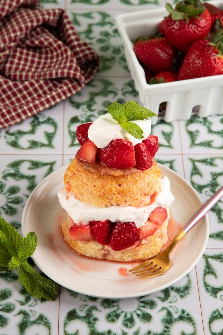 edible MAINE - Strawberry Shortcake